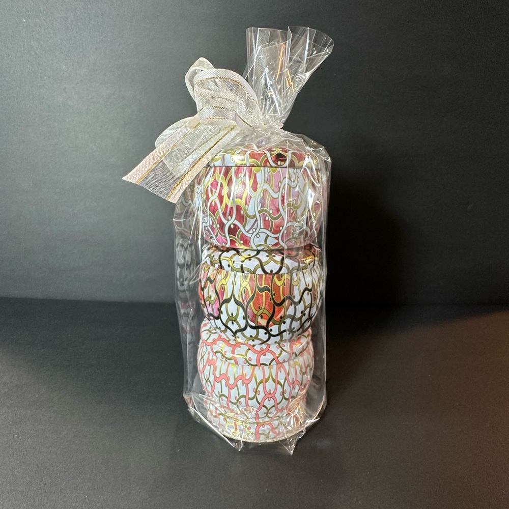 Voluspa Candle Gift Set – 3 Piece Luxury Tin Bundle – New & Ready to Gift